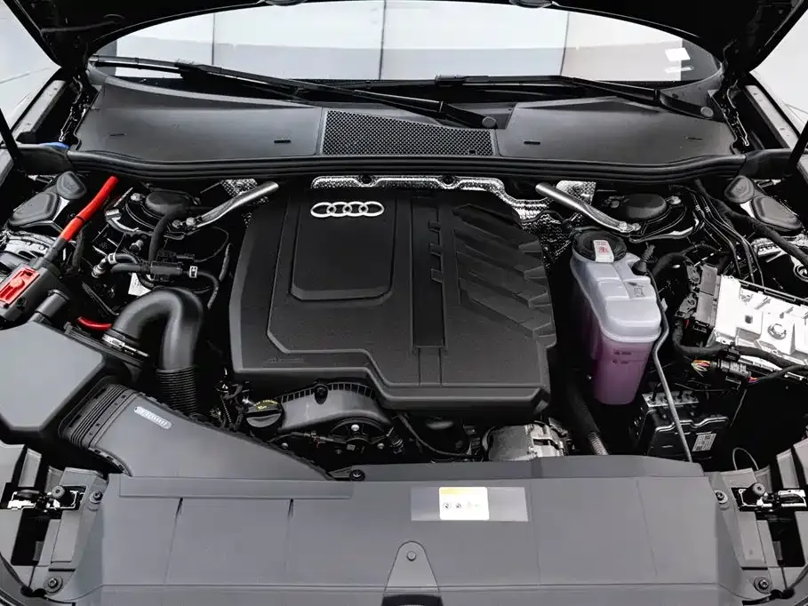 Audi A6L — фото 6