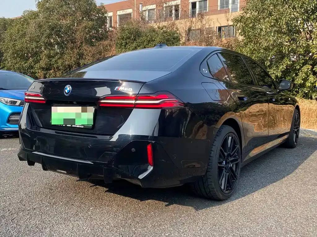 BMW i5 — фото 4