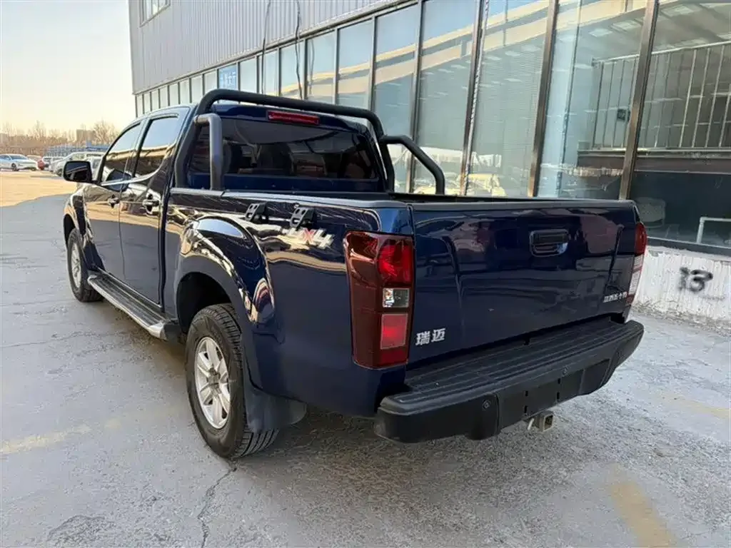 Isuzu RE-MAX 2022 из CN, фото 6