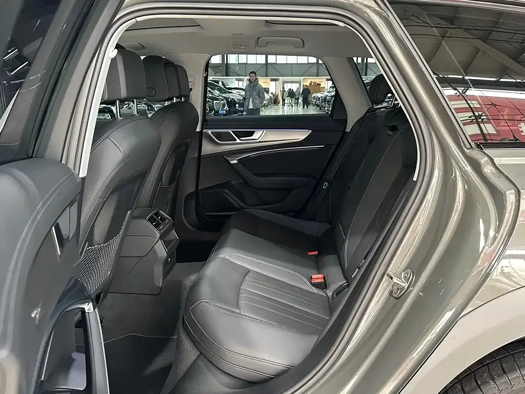 Audi A6 (Import) 2024 из CN, фото 6