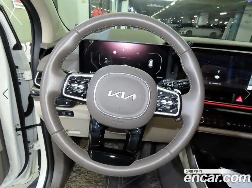 Kia Carnival — фото 10