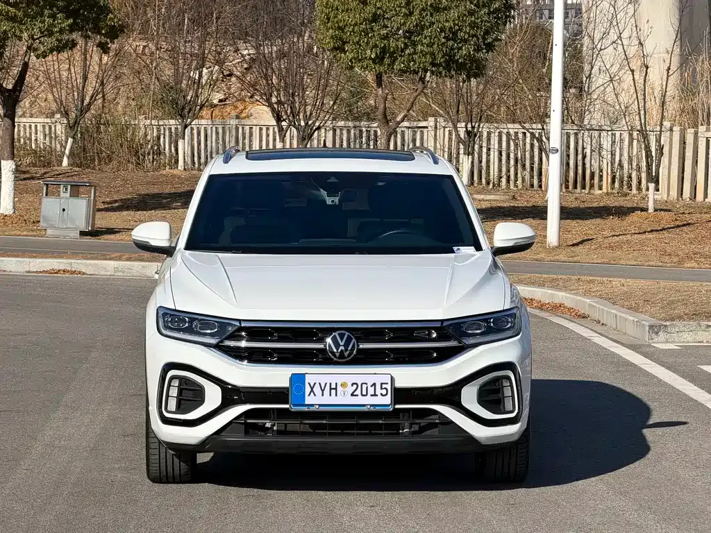 Volkswagen T-Roc 2023 из CN, фото 10