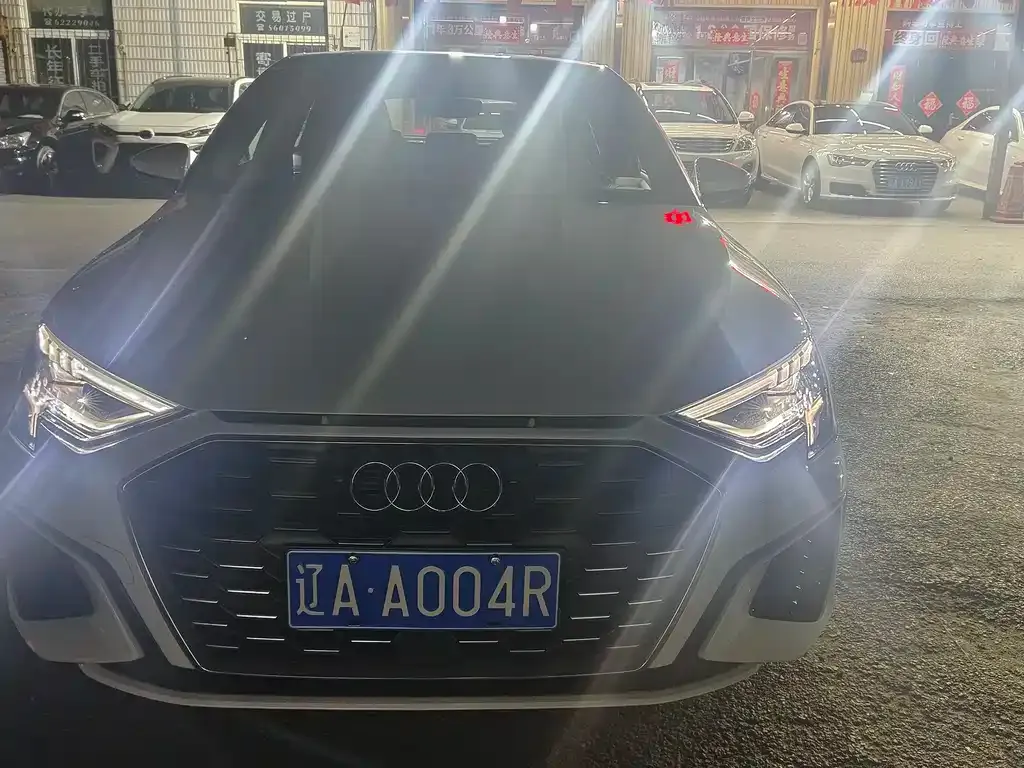 Audi A3 — фото 1