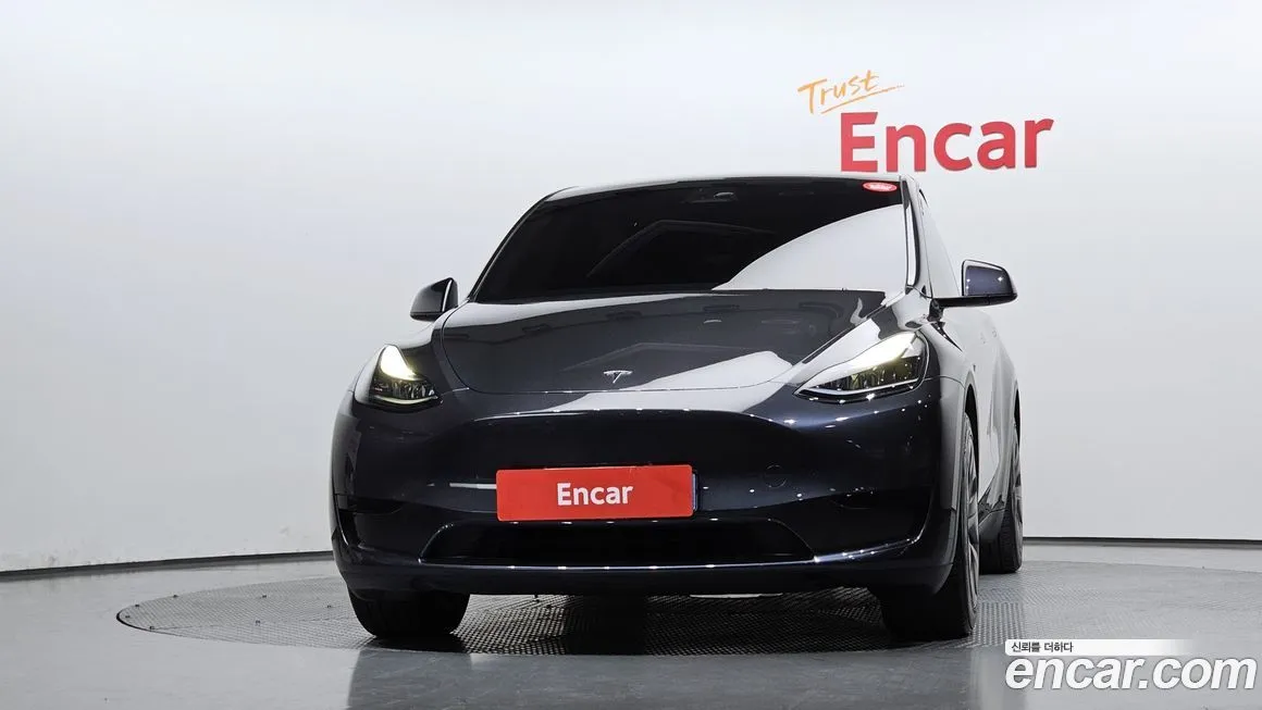 Tesla Model Y 2024 из KR, фото 2