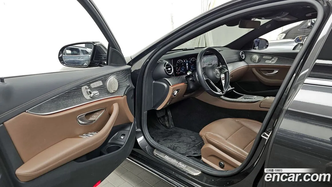Mercedes-Benz E-Class 2023 из KR, фото 10