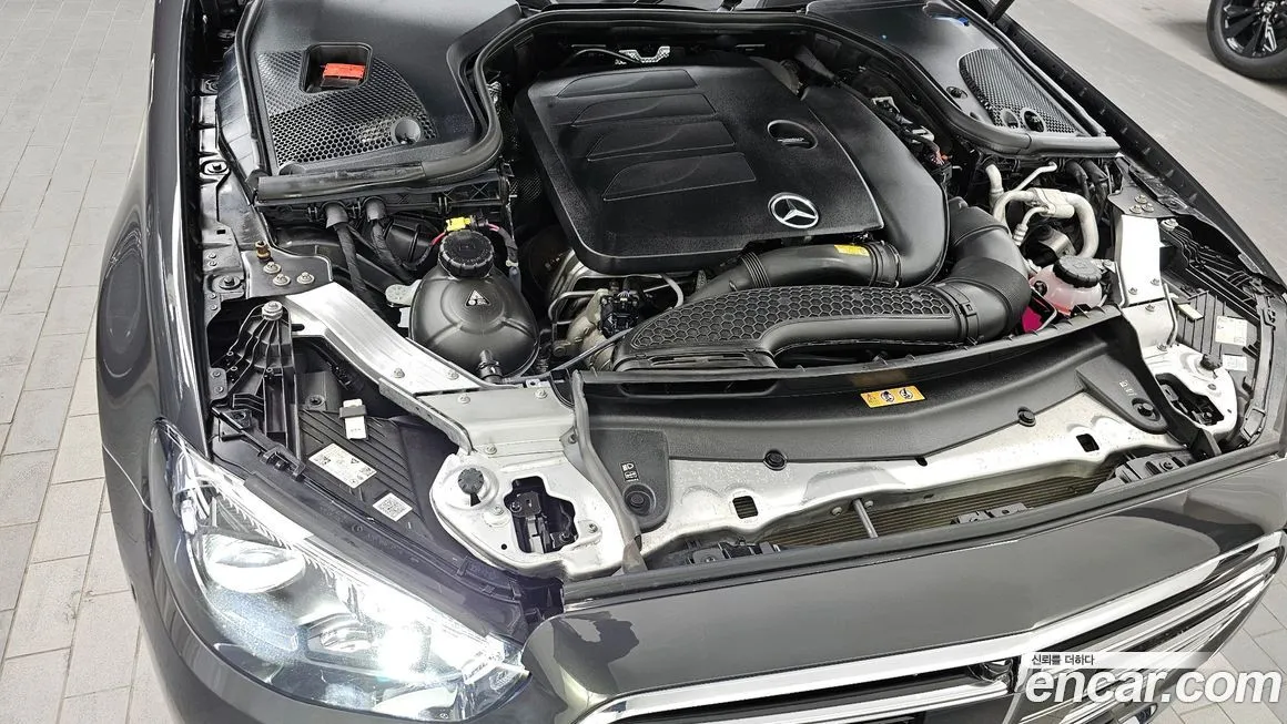 Mercedes-Benz E-Class 2023 из KR, фото 6