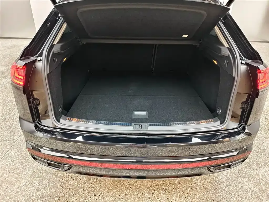 Volkswagen Teramont 2024 из CN, фото 6