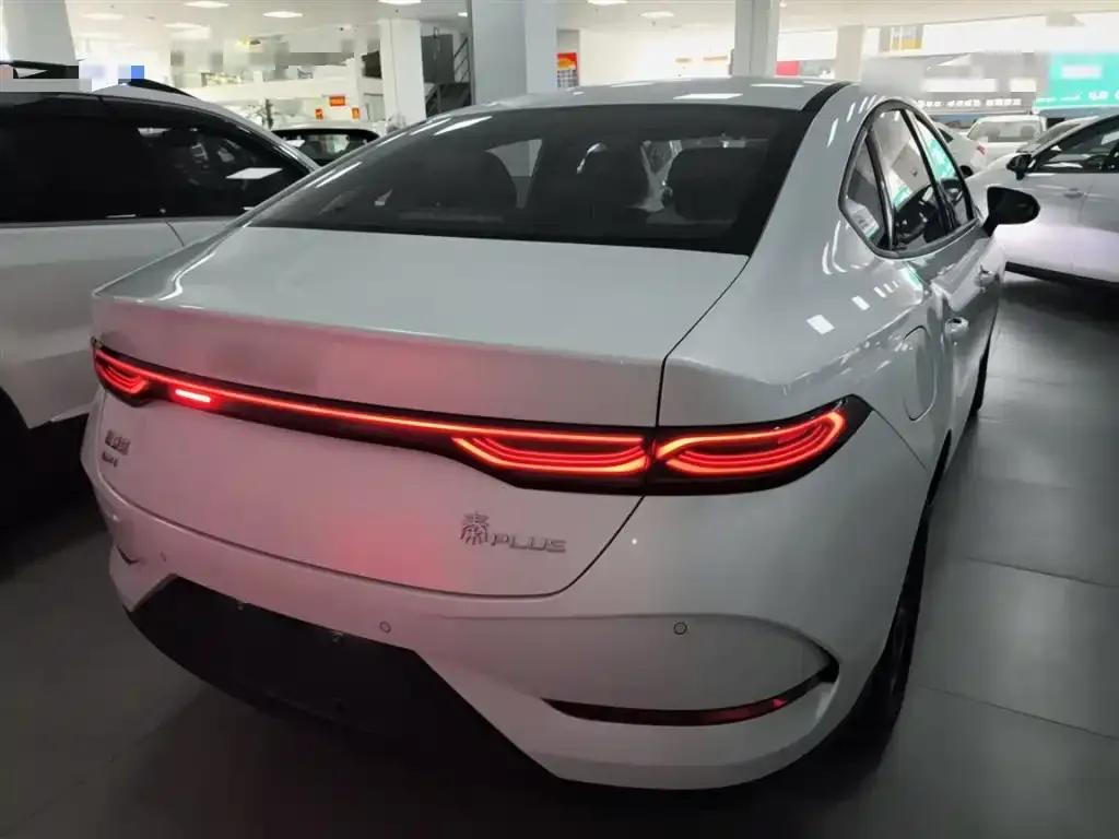 BYD Qin PLUS 2025 из CN, фото 6