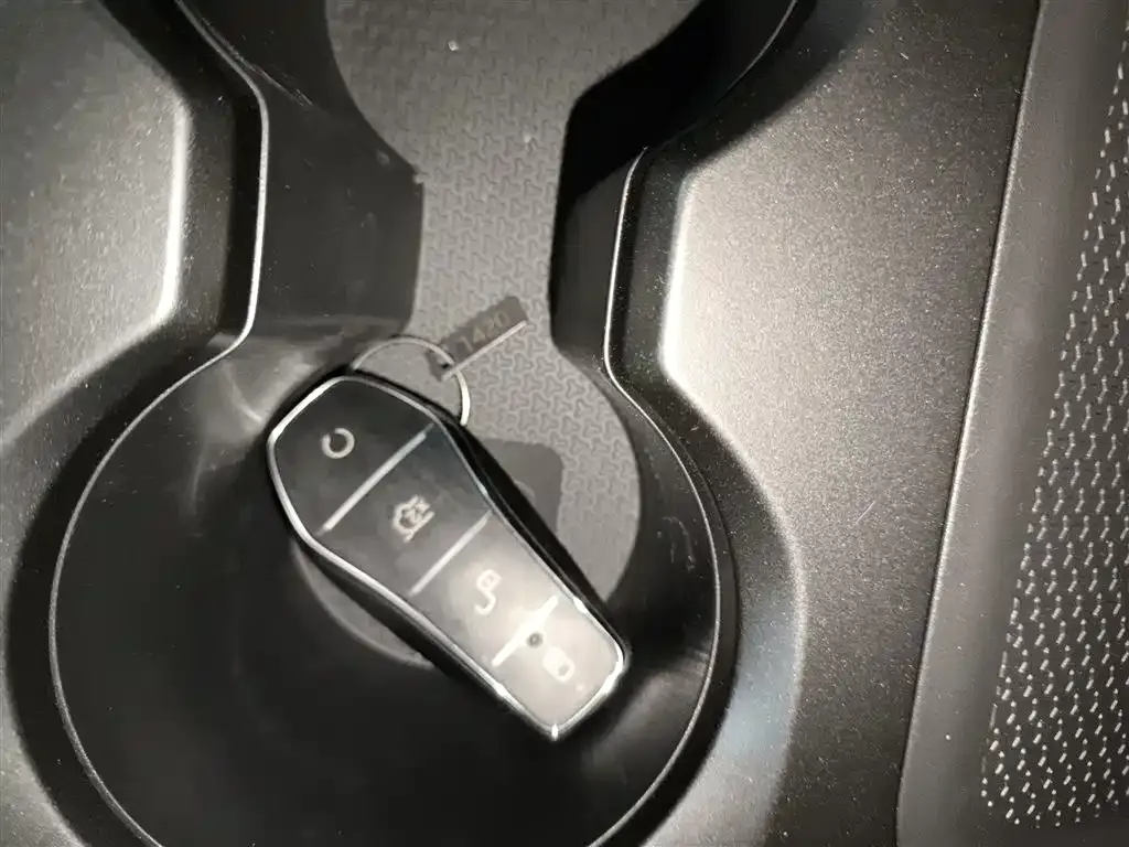 BYD Qin PLUS 2025 из CN, фото 9