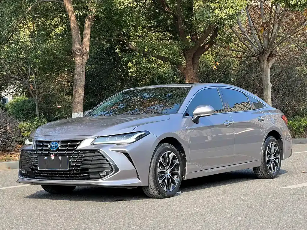 Toyota Avalon 2022 из CN, фото 1