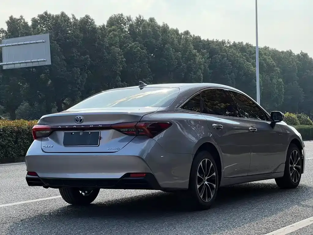 Toyota Avalon 2022 из CN, фото 5
