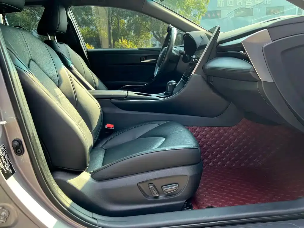 Toyota Avalon 2022 из CN, фото 10