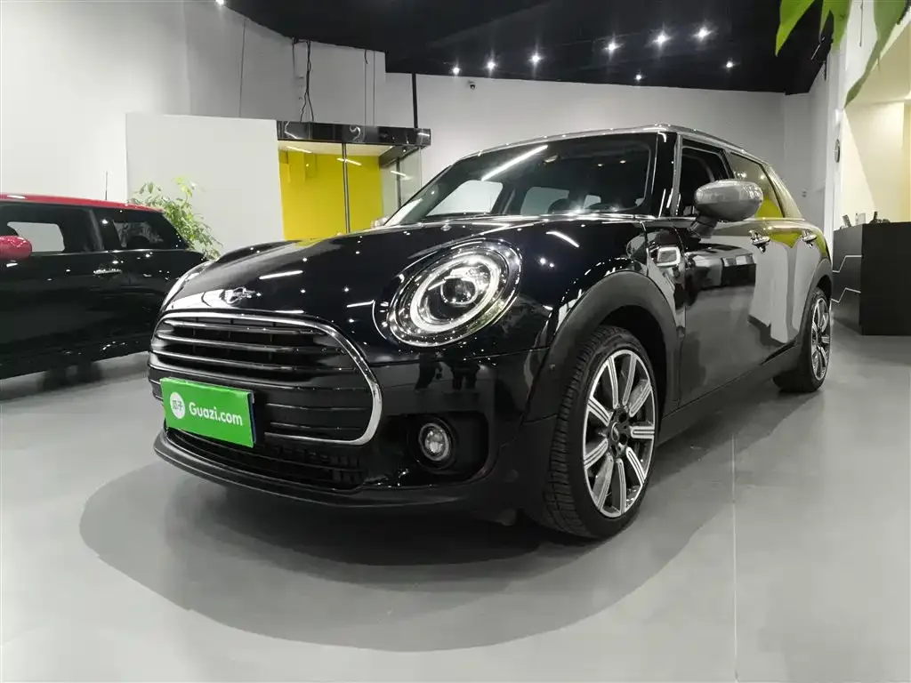 MINI Clubman — фото 7