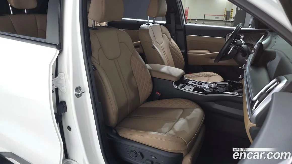 Kia Sorento — фото 7