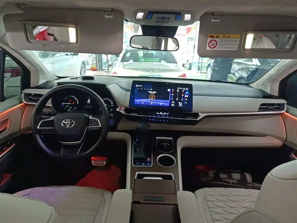 Toyota Sienna 2022 из CN, фото 10