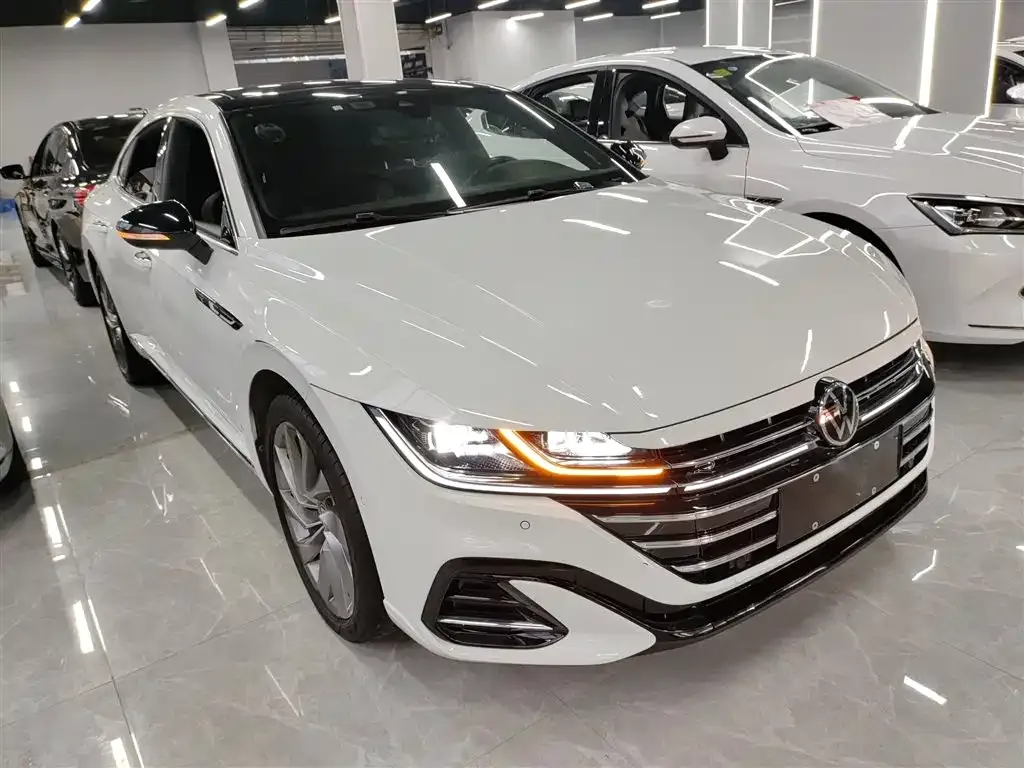 Volkswagen CC 2022 из CN, фото 4