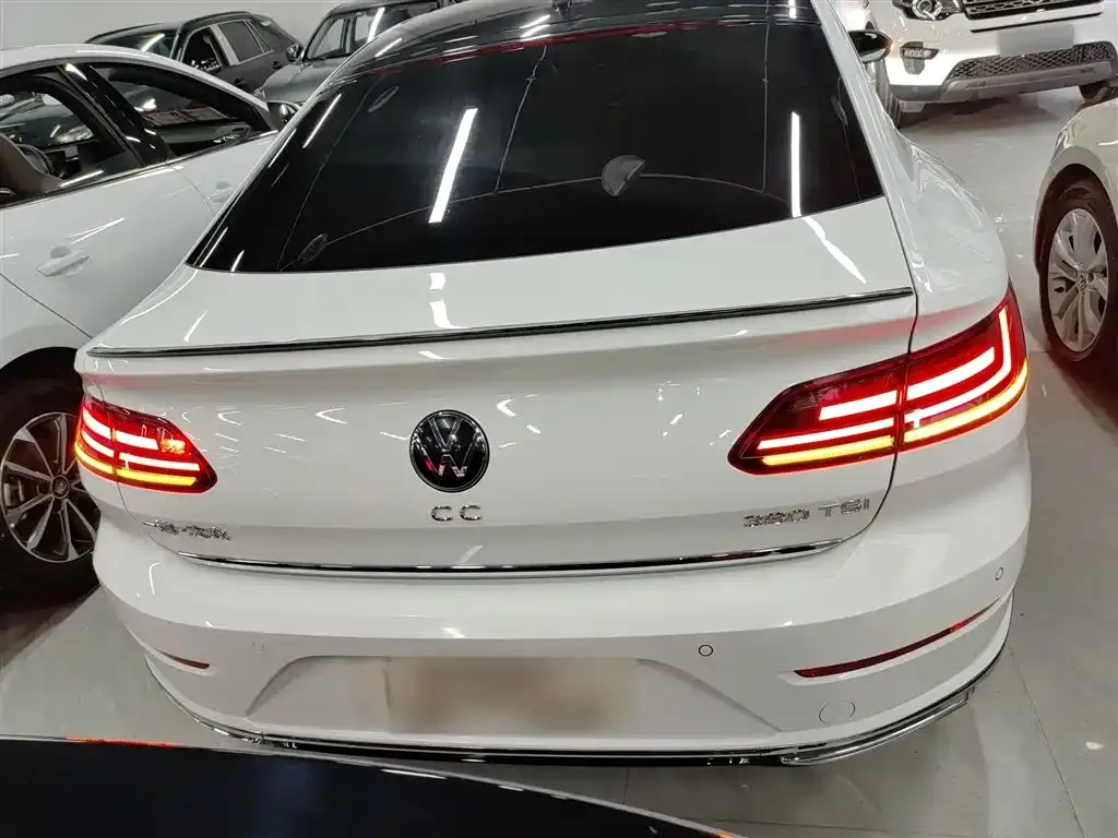 Volkswagen CC 2022 из CN, фото 9