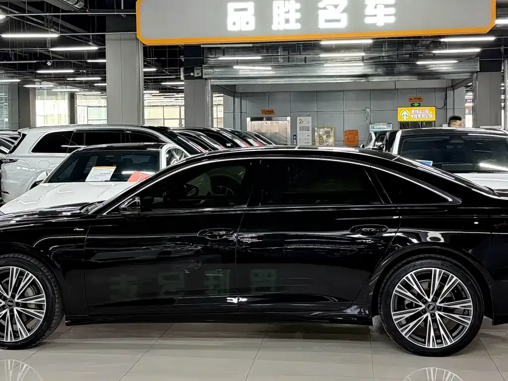Audi A6L — фото 6