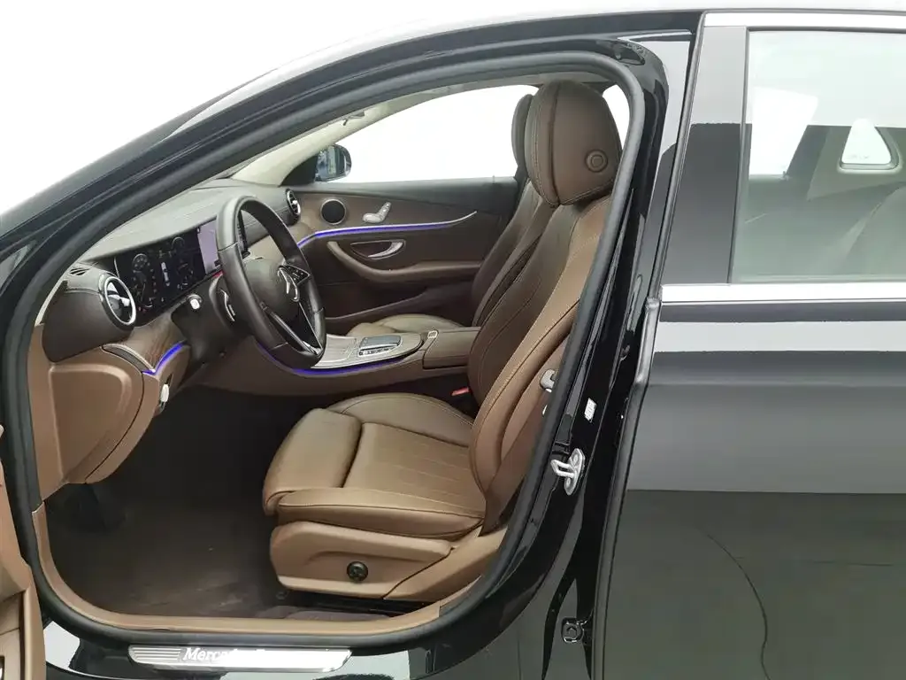 Mercedes-Benz E-Class 2023 из CN, фото 3