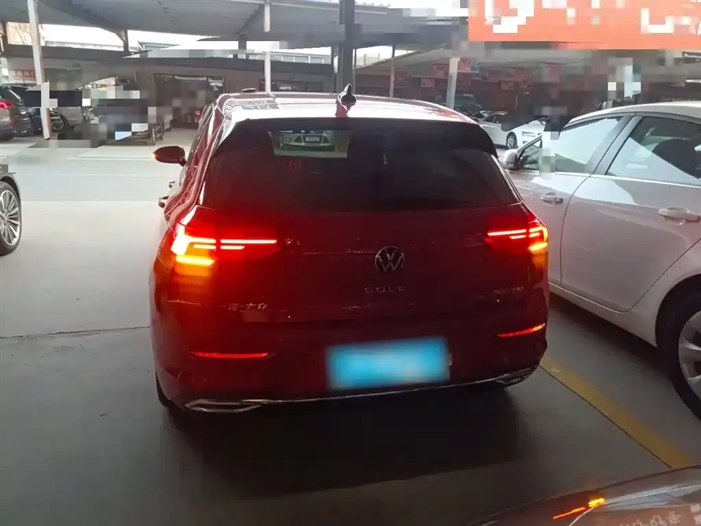 Volkswagen Golf 2021 из CN, фото 2
