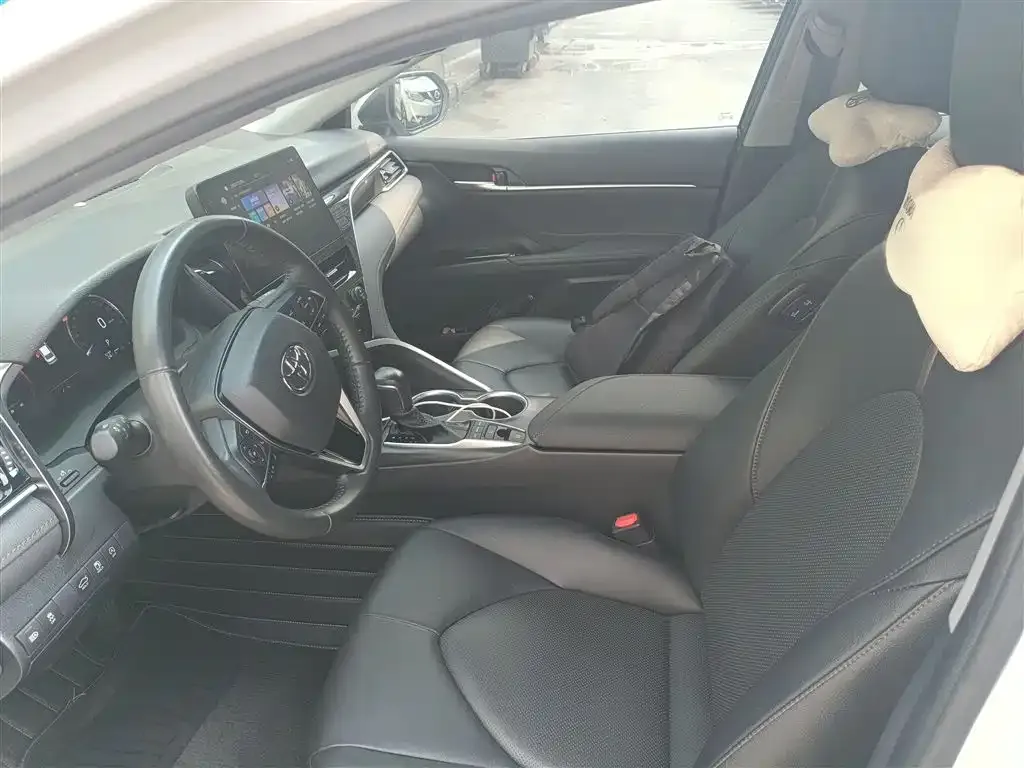 Toyota Camry 2023 из CN, фото 8