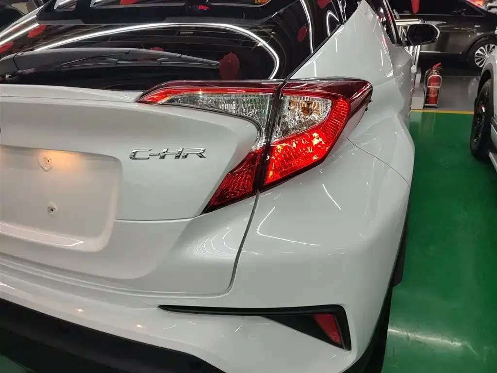 Toyota C-HR 2022 из CN, фото 10