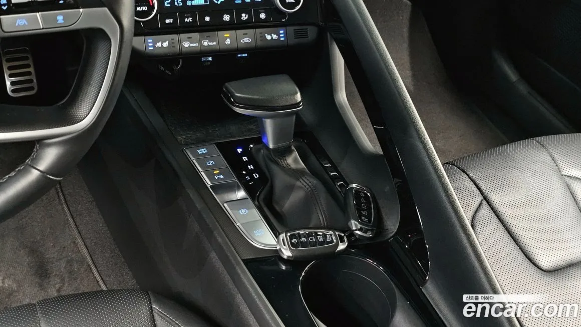 Hyundai AVANTE — фото 9