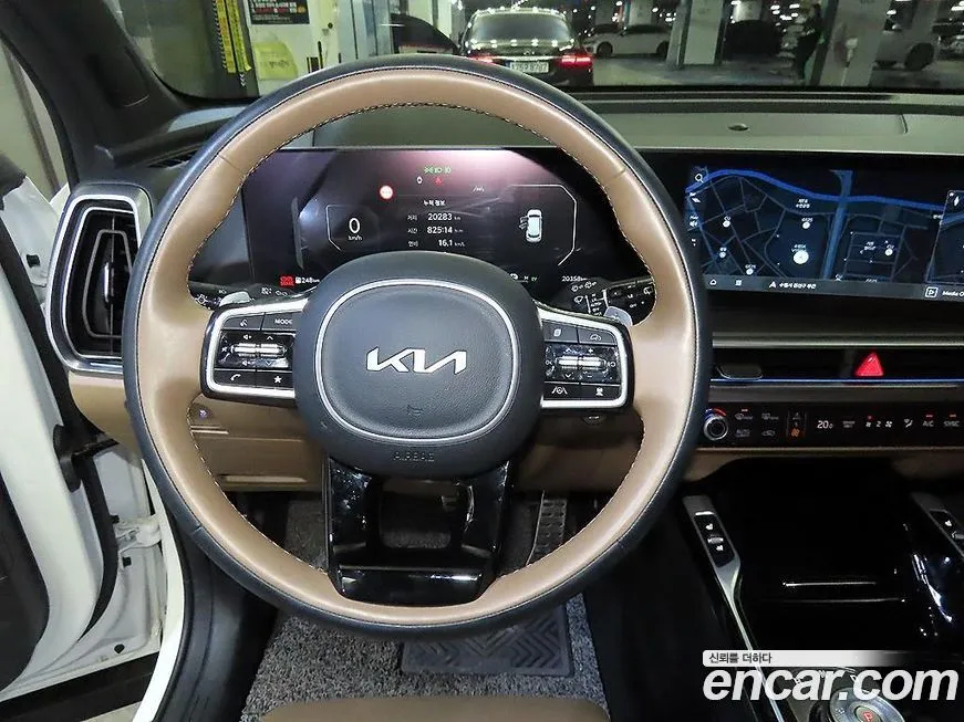 Kia Sorento — фото 8