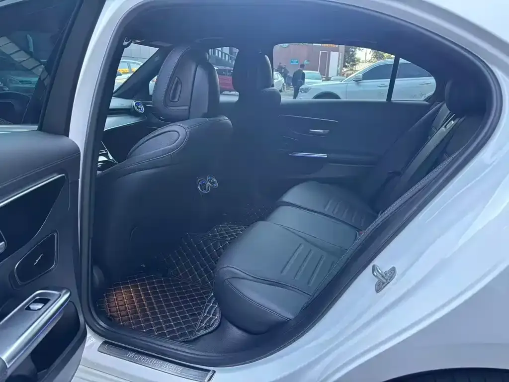 Mercedes-Benz C-Class 2024 из CN, фото 7