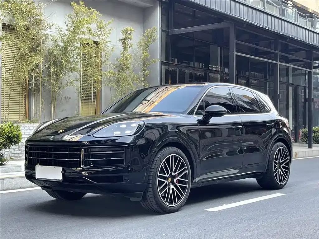 Porsche Cayenne 2024 из CN, фото 1