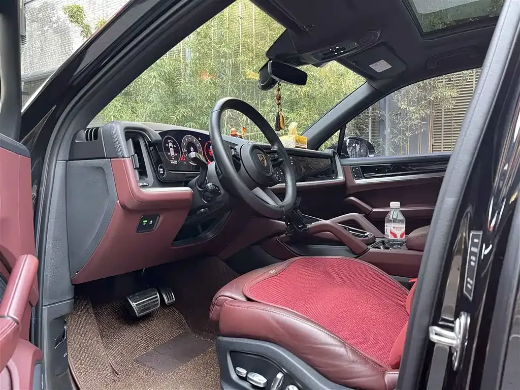 Porsche Cayenne 2024 из CN, фото 10