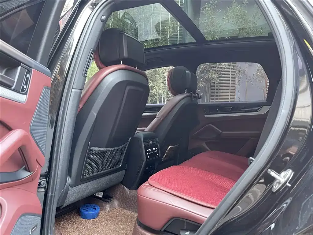 Porsche Cayenne 2024 из CN, фото 4