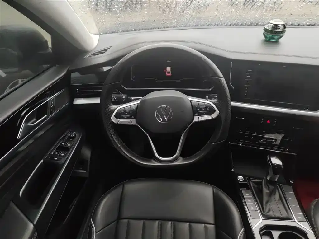 Volkswagen Passat 2022 из CN, фото 3