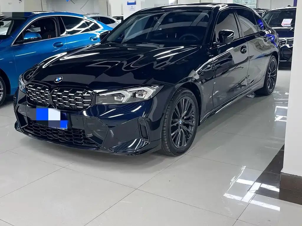 BMW 3 Series 2023 из CN, фото 1