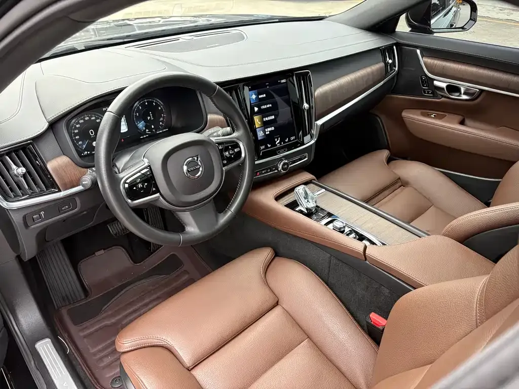 Volvo S90 — фото 9