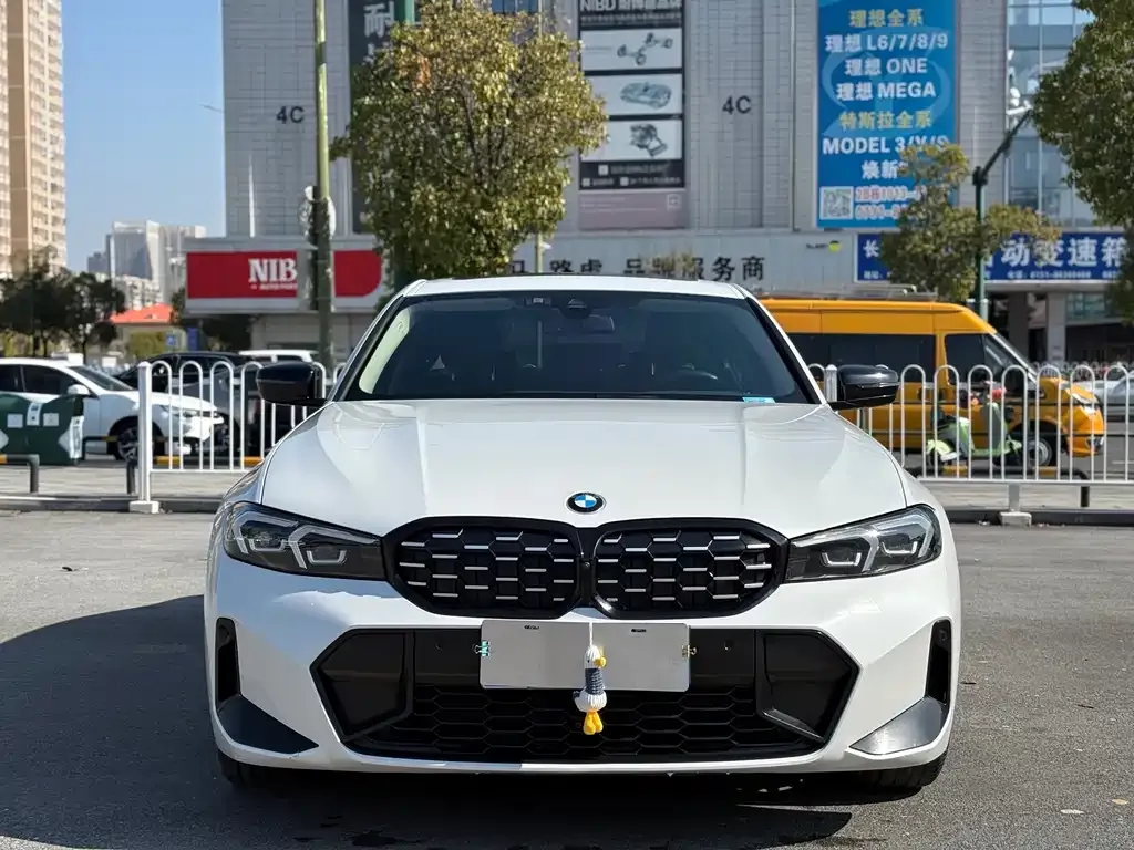 BMW 3 Series 2024 из CN, фото 4