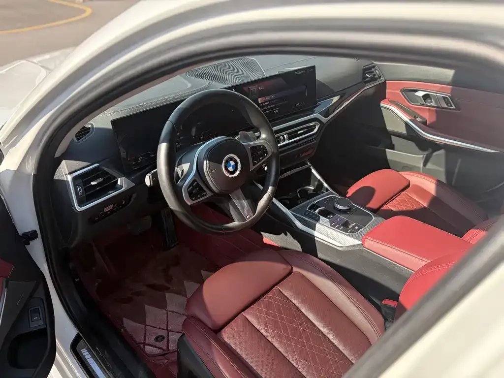 BMW 3 Series 2024 из CN, фото 10