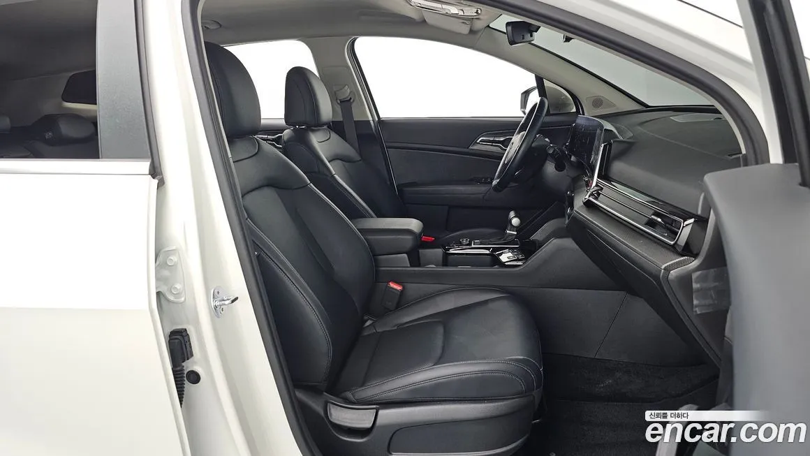 Kia Sportage — фото 10