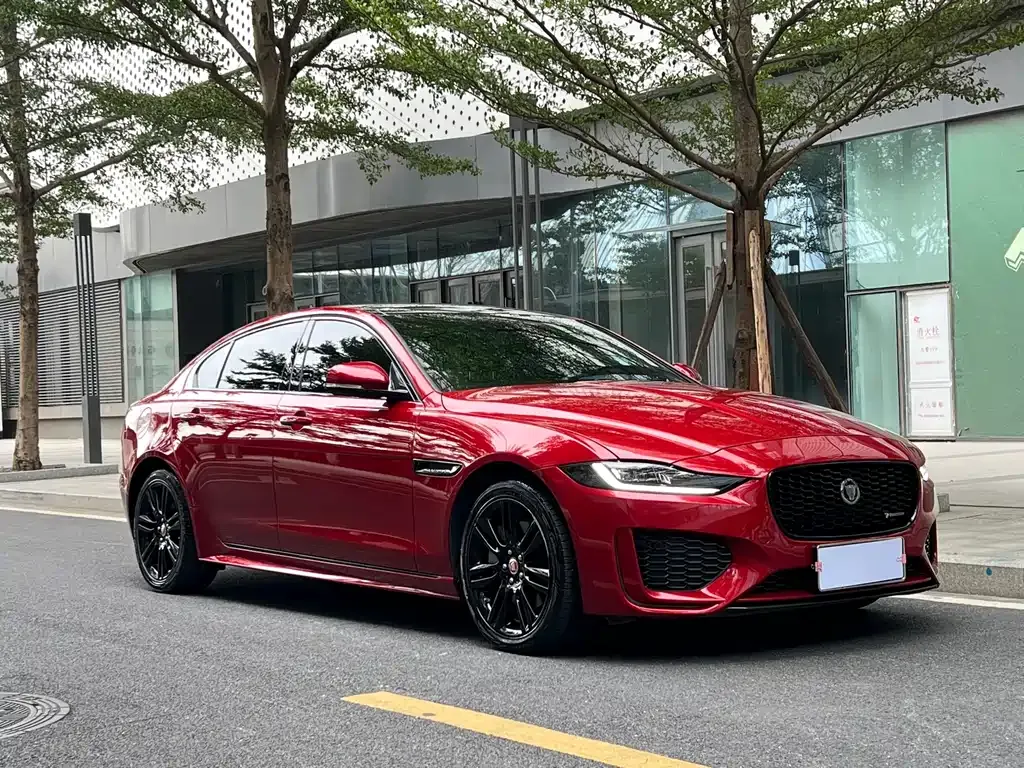 Jaguar XEL — фото 3