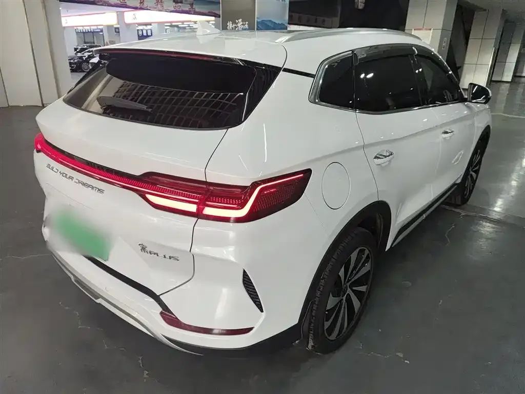 BYD PLUS New Energy — фото 7