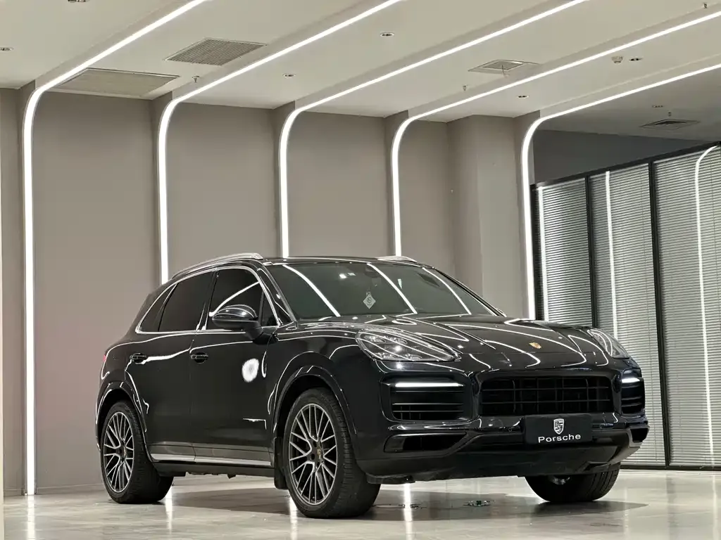 Porsche Cayenne — фото 4