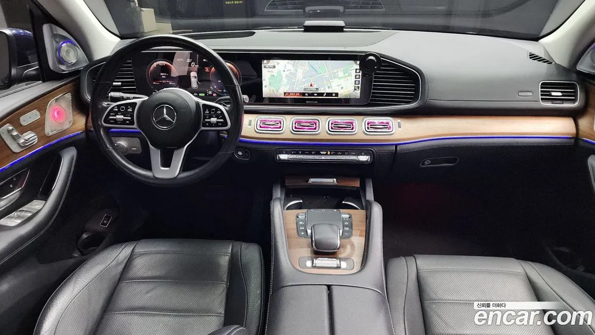 Mercedes-Benz GLE-Class — фото 7