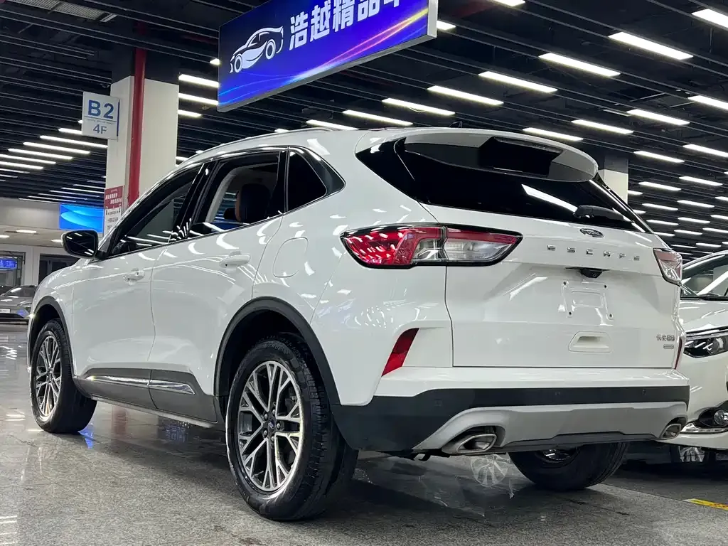 Ford Escape 2021 из CN, фото 5