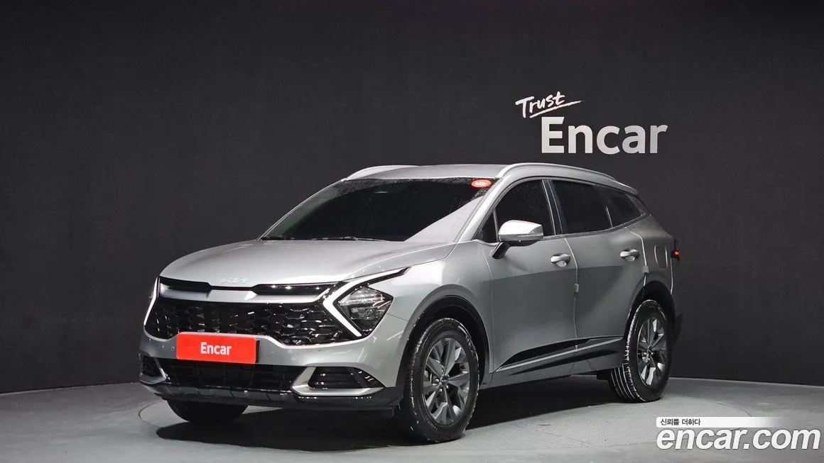Kia Sportage — фото 1