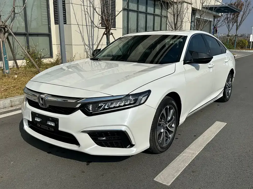 Honda Inspire — фото 1