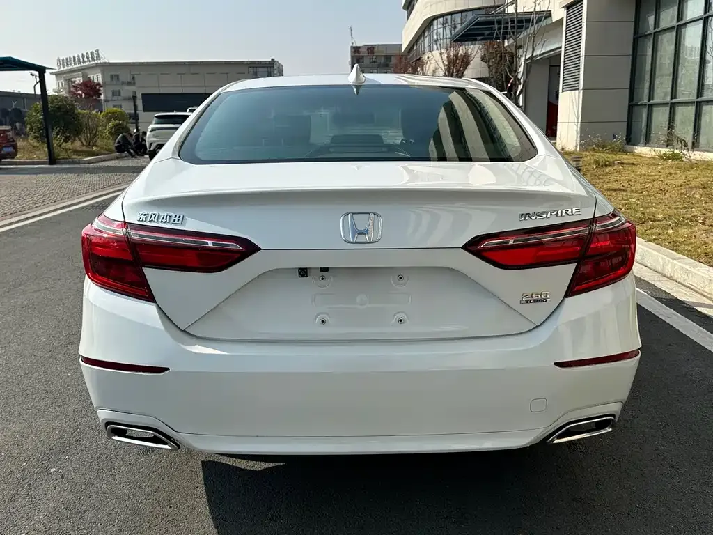 Honda Inspire — фото 5