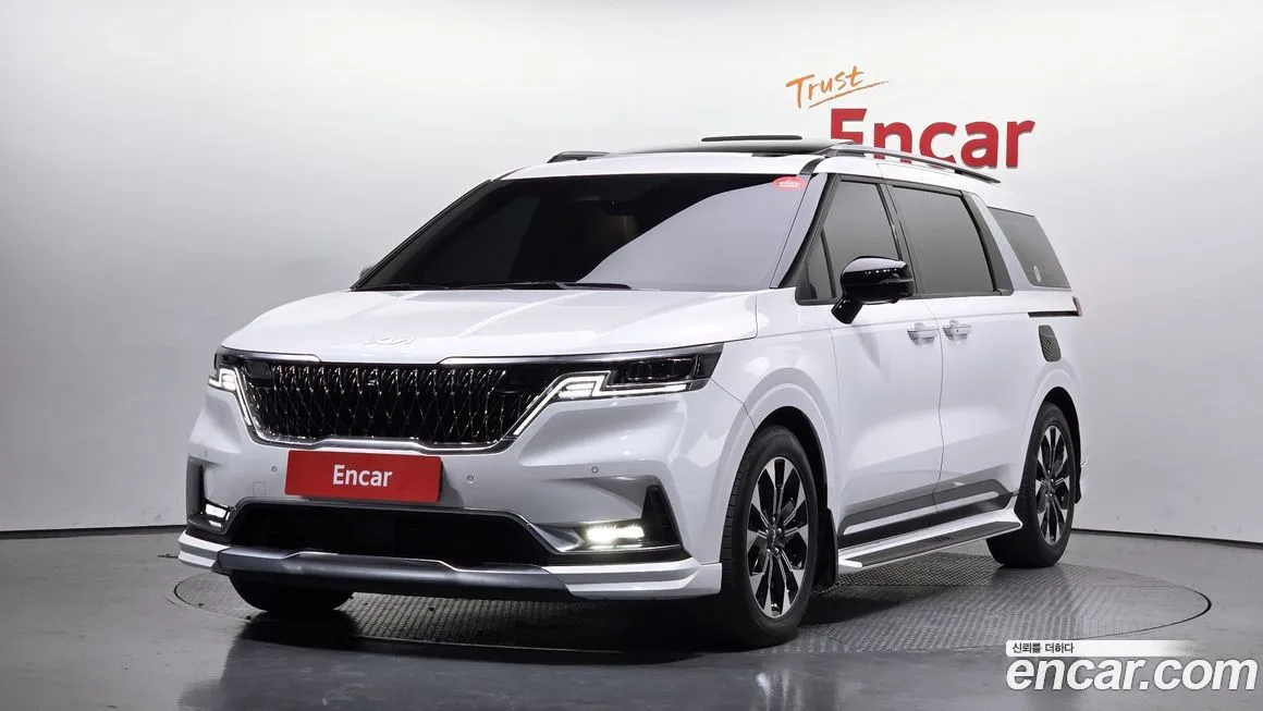 Kia Carnival — фото 1