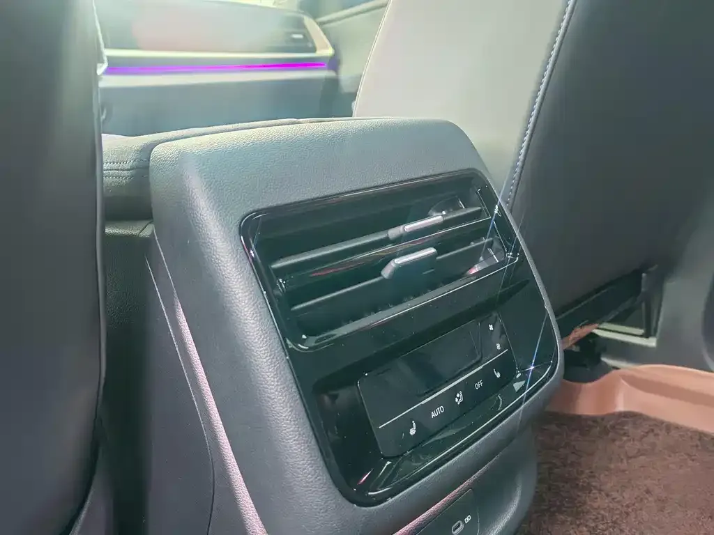 Volkswagen Teramont 2025 из CN, фото 4