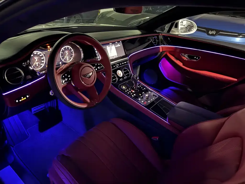Bentley Continental 2021 из CN, фото 10
