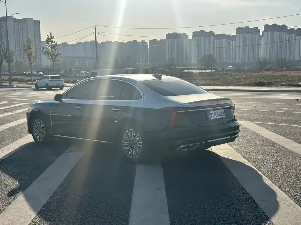 Hongqi H5 2023 из CN, фото 7